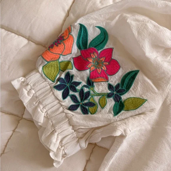 THML White Blouse with Colorful Floral Embroidery - Picture 5 of 5